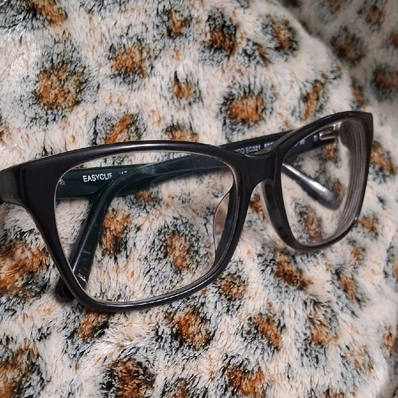 EASY CLIP FRAMES - Picture 1 of 13